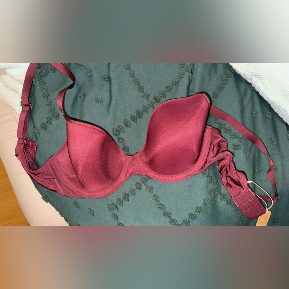 Womens skims bra